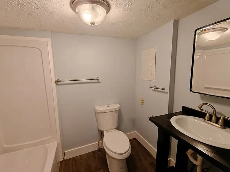 817 Indiana Ave — Photo 14