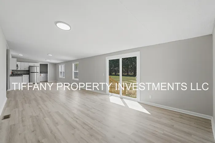 1113 Remington Dr — Photo 11