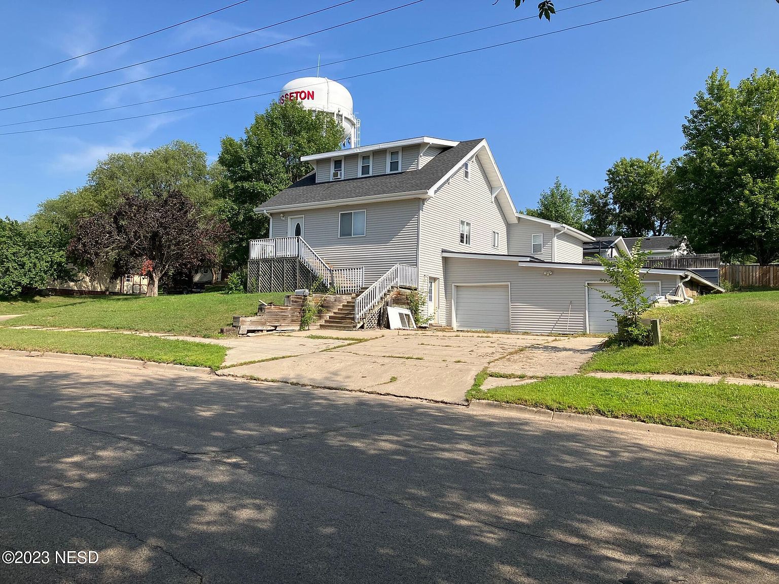 415 W Oak St, Sisseton, SD 57262 Zillow