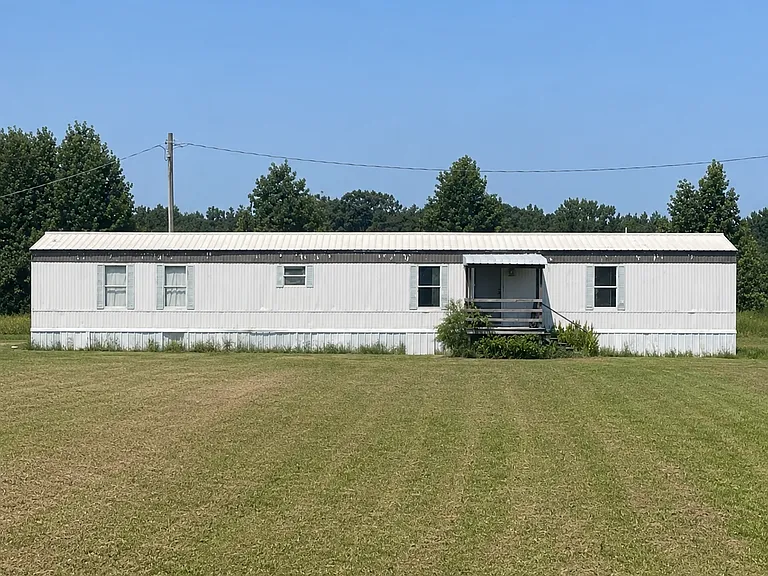 677 Joyner Loop — Photo 1