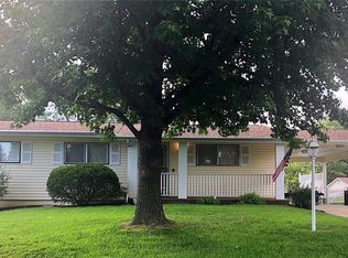 4139 Garvey Dr, Saint Louis, MO 63129
