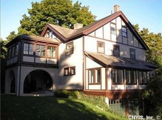 102 Burlingame Rd, Syracuse, NY 13203