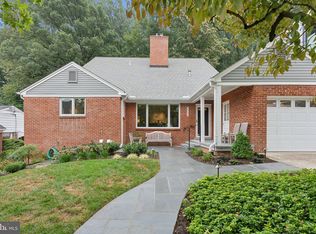 2304 Ashboro Dr, Chevy Chase, MD 20815