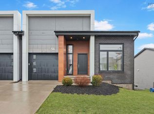 14 Helen Creighton Ct, Halifax, NS B4B 0Z5