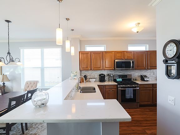 3rd image of 12791 Kishwaukee Ln