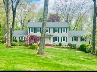 5 Bonny Rd, Brookfield, CT 06804