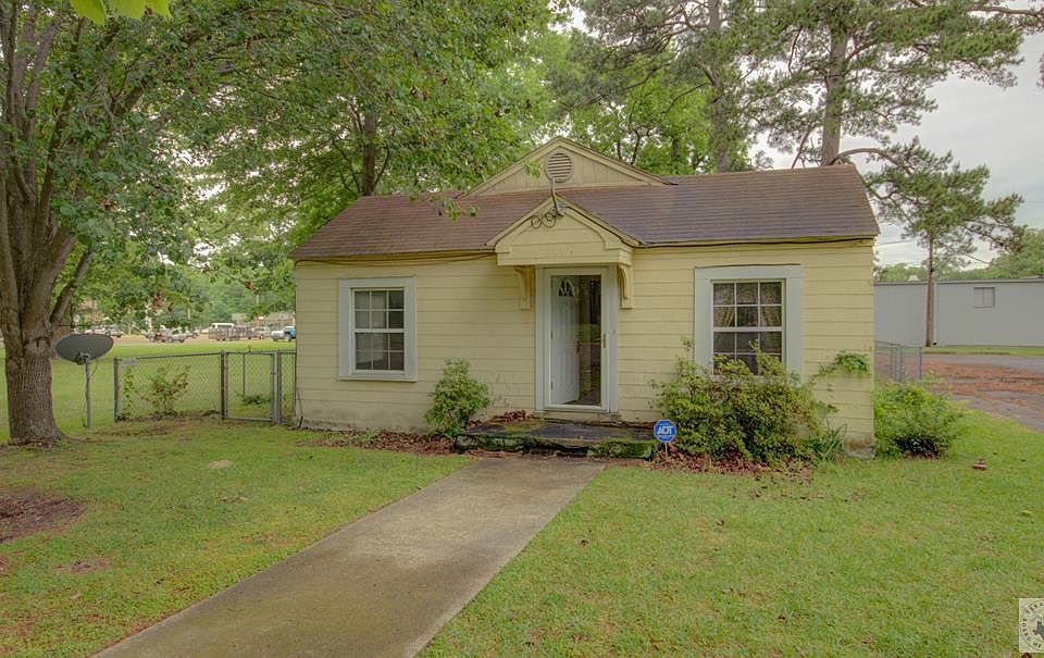 1st image of 609 Martha St