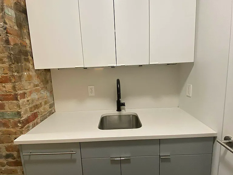 49 Prince St #12 — Photo 8