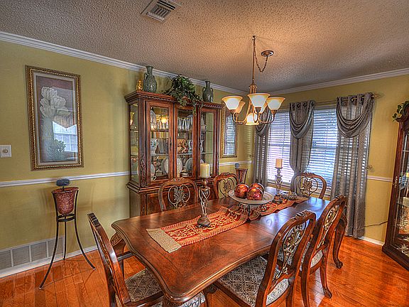 4th image of 6606 Towerwood Dr