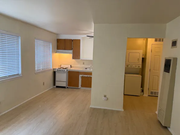 2103 3rd St APT D, Sacramento, CA 95818