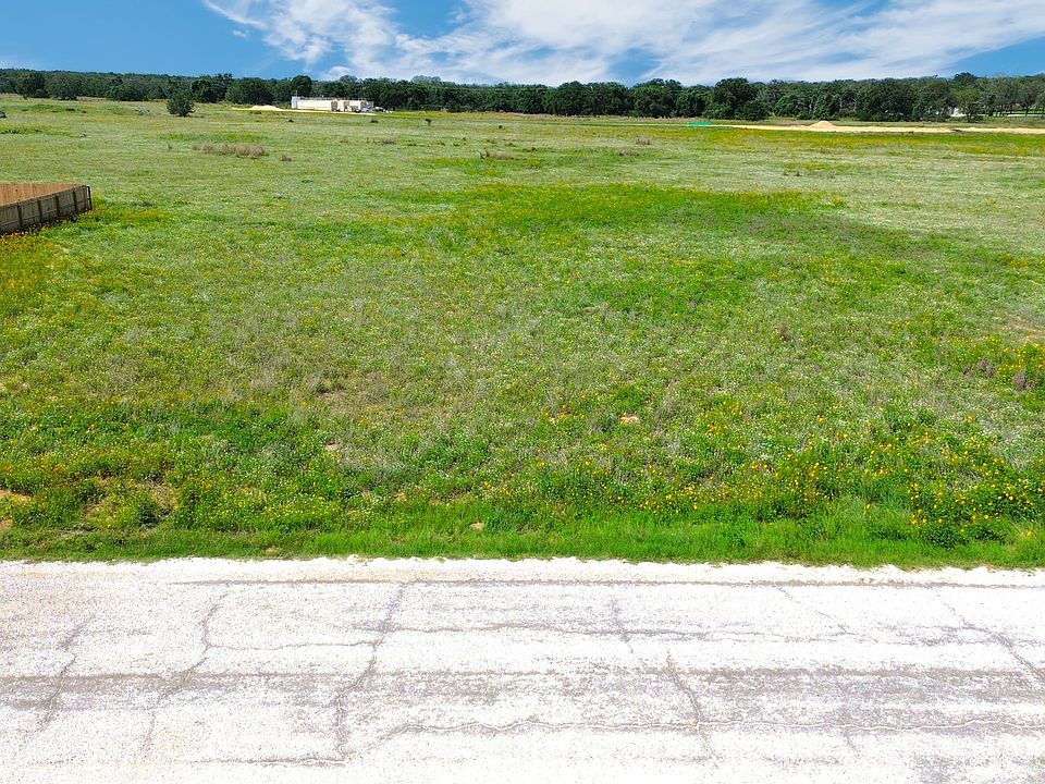 1st image of 237 Colonial Ln LOT 114