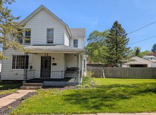 1315 S Rotzler Ave, Freeport, IL 61032