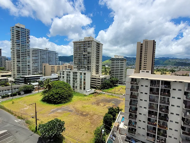 222 Liliuokalani Ave — Photo 14