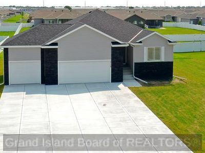 2115 Pearl Pl, Grand Island, NE, 68803