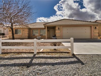 1141 E Mount Charleston Dr N, Pahrump, NV, 89048