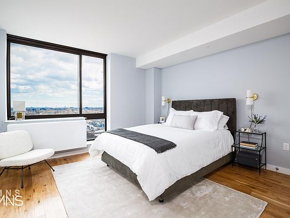 5th image of 14736 94th Ave APT 21K