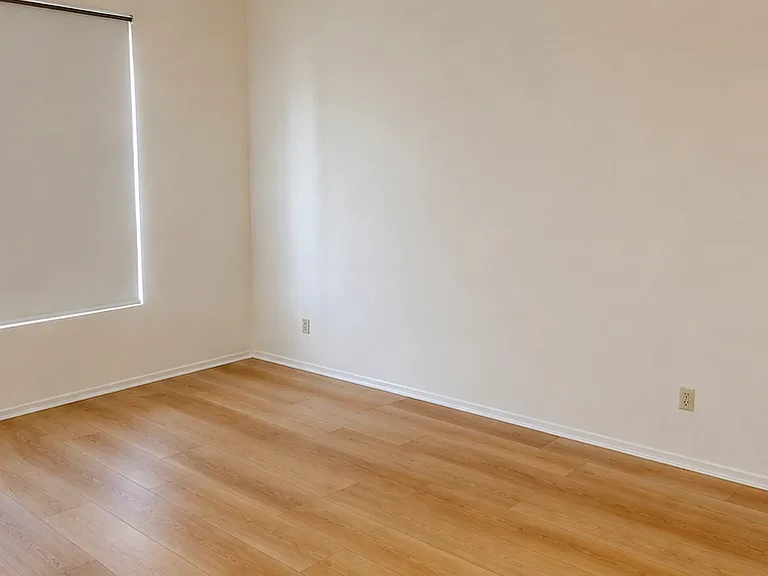 8310 Regents Rd #3F — Photo 7