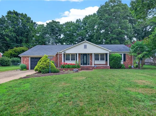 108 Grafton District Rd, Yorktown, VA 23692