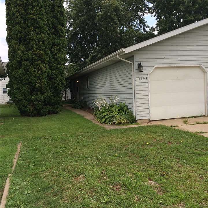 2nd image of 1821 Berkey Ave