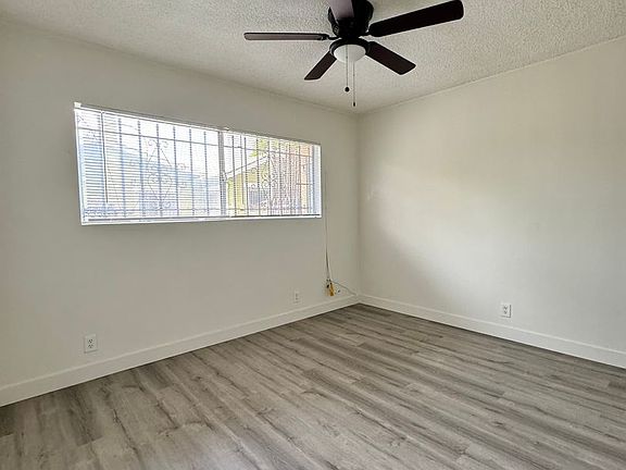5th image of 533 W 75th St #1