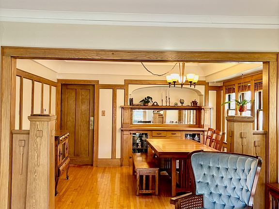 3rd image of 2116 N Hi Mount Blvd #2116