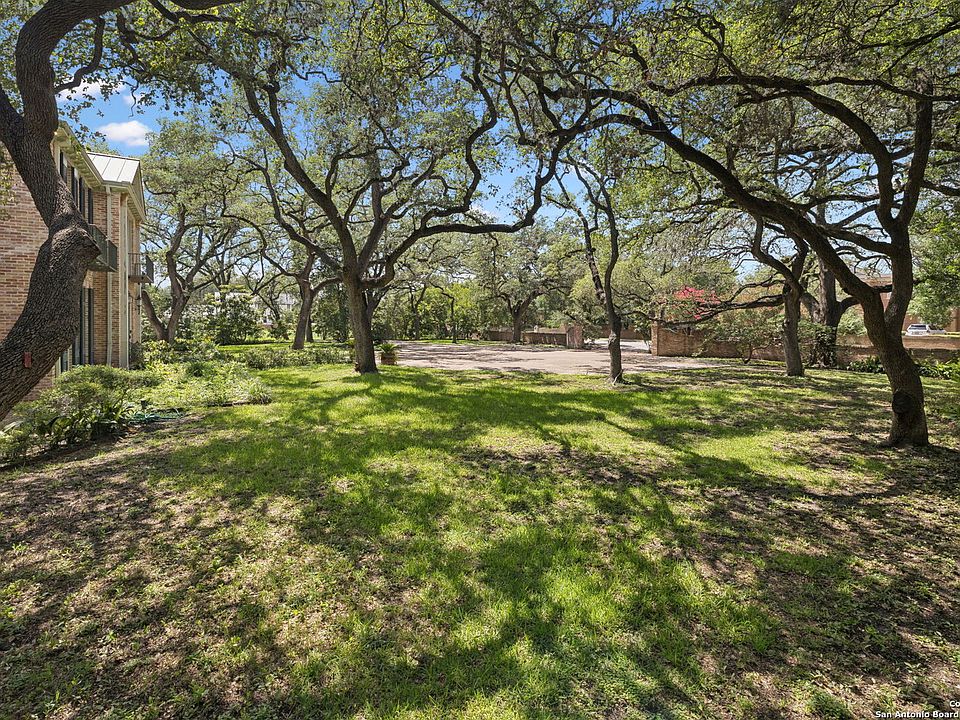 424 Ivy, San Antonio, TX 78209 | Zillow