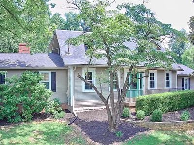 1150 E Hillsdale Rd, Evansville, IN, 47725