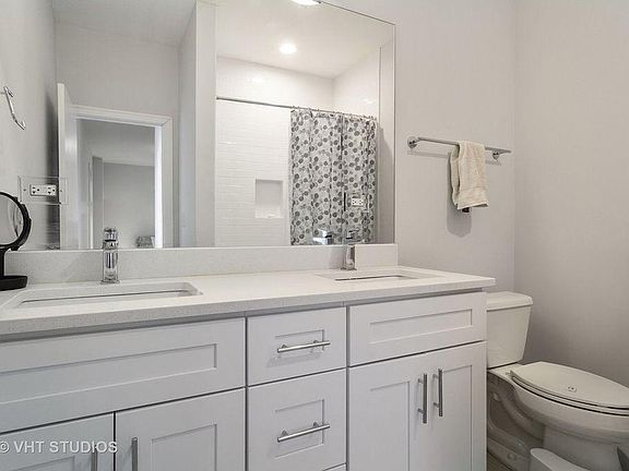 5th image of 4919 N Talman Ave Unit 1