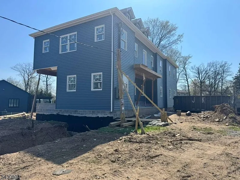 Building Photo - 3 Whippany Rd