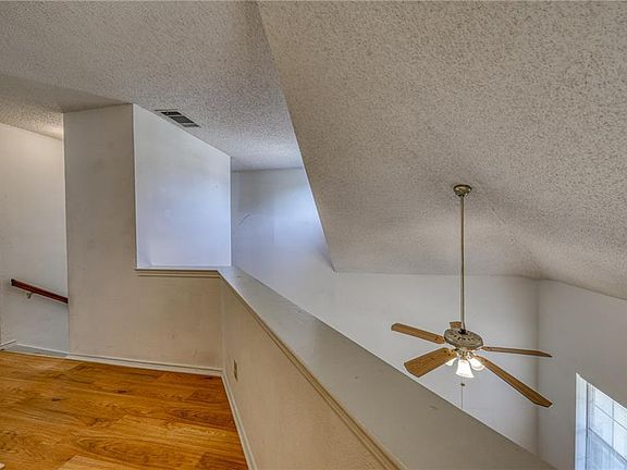3rd image of 9953 Lone Eagle Dr