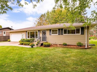 301 W Rainbow St, Duluth, MN, 55811