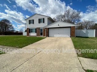 7701 Timbercrest Dr, Dayton, OH 45424