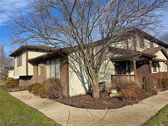 4th image of 7304 Oakwood Dr APT 9