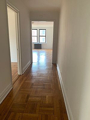 1st image of 814 W End Ave #14E