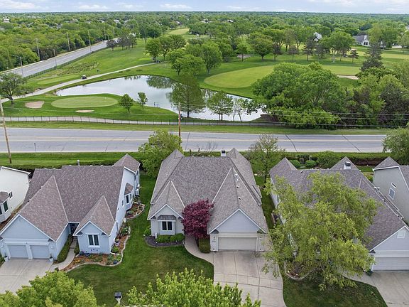 3rd image of 12740 E Bradford Cir