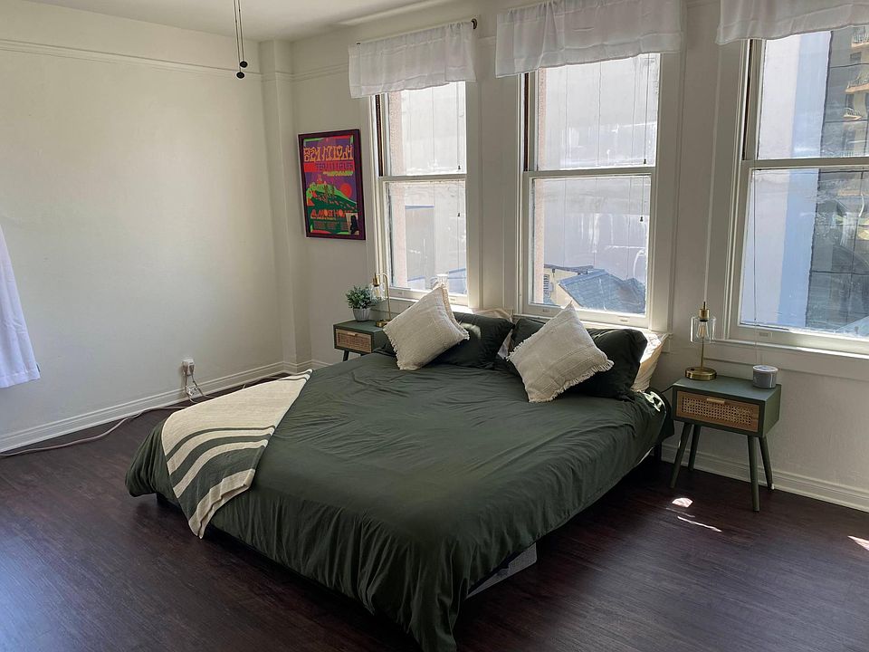 1st image of 455 E Ocean Blvd APT 516