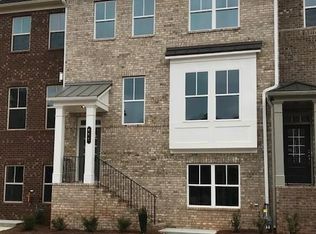 651 Sunset Park Dr, Suwanee, GA 30024
