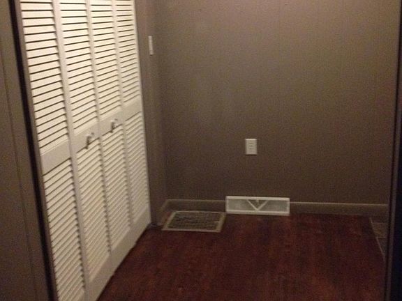 Entry/laundry closet