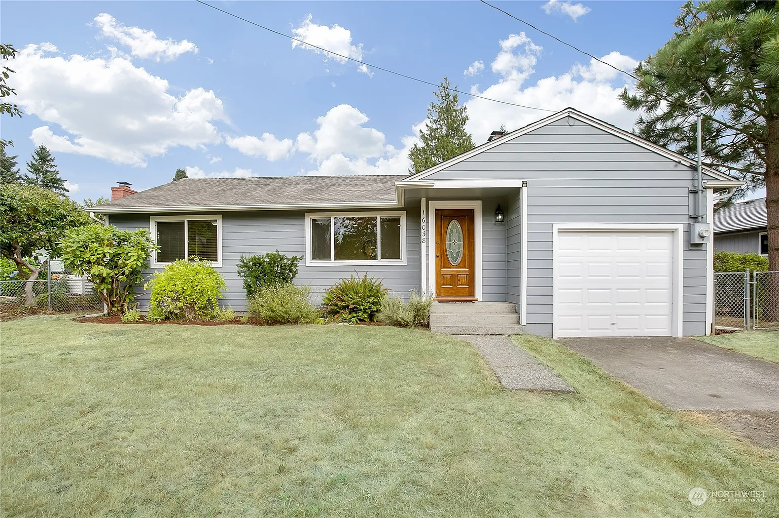 16038 16th Avenue SW photo 1