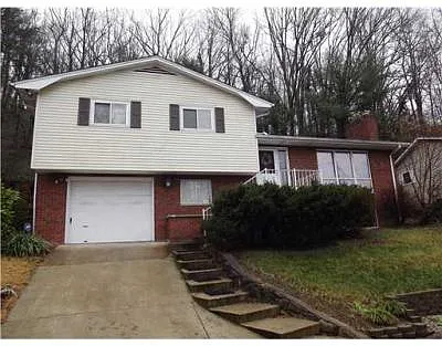 792 Echo Rd photo 1
