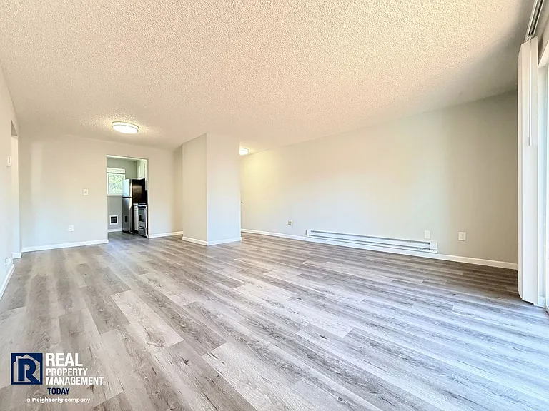 Elizabeth Anderson Apartments — Photo 6