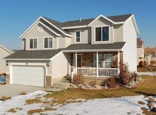 1016 N 1235 W, Clinton, UT 84015