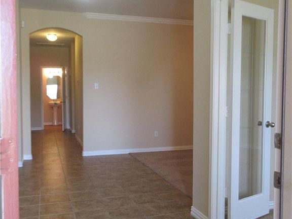2nd image of 6101 Marble Falls Dr