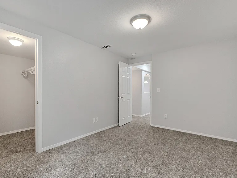8335 Saint Helena Dr — Photo 22