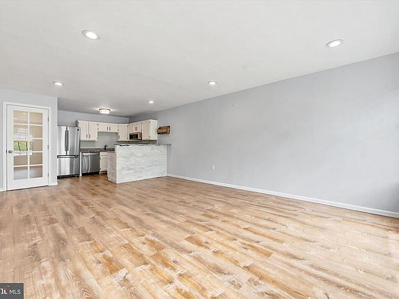 3rd image of 240 Smallwood Ct
