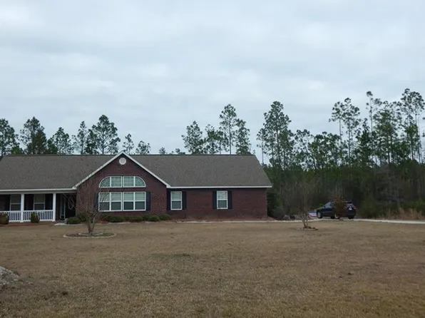 287 Lake Ridge Dr, Baxley, GA 31513