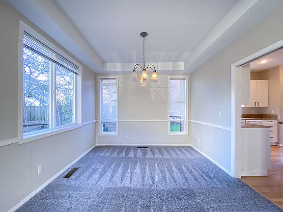 4th image of 4682 Winthrop Ct