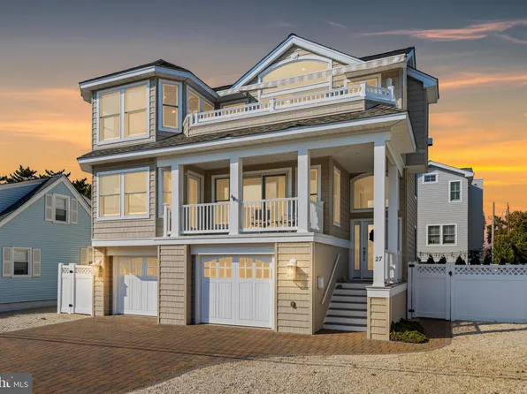 27 E 46th St, Brant Beach, NJ 08008