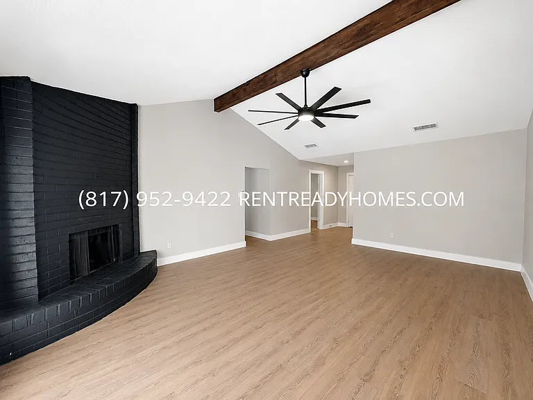 6906 Feather Creek Dr — Photo 3