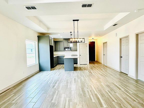 4th image of 1431 El Zarape Ln